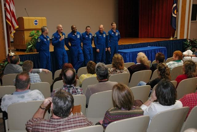NASA image: KSC-08pd0956