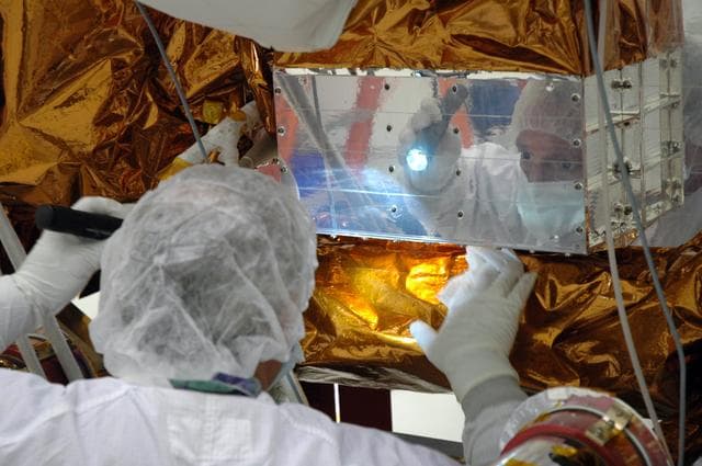 NASA image: KSC-08pd1038