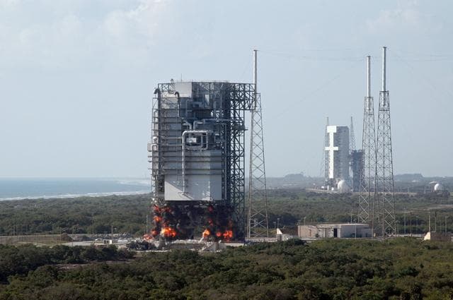 NASA image: KSC-08pd1055