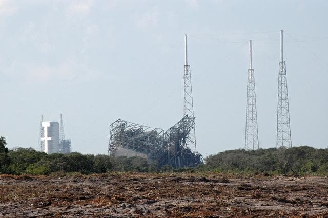 NASA image: KSC-08pd1059