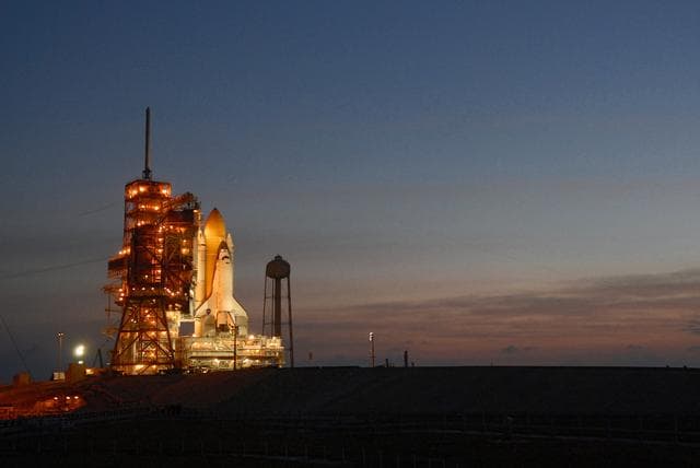 NASA image: KSC-08pd1109