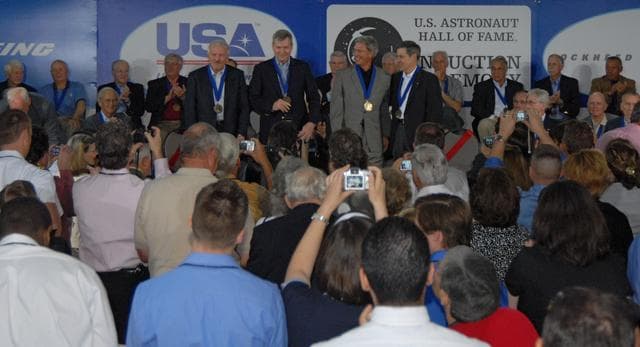 NASA image: KSC-08pd1122