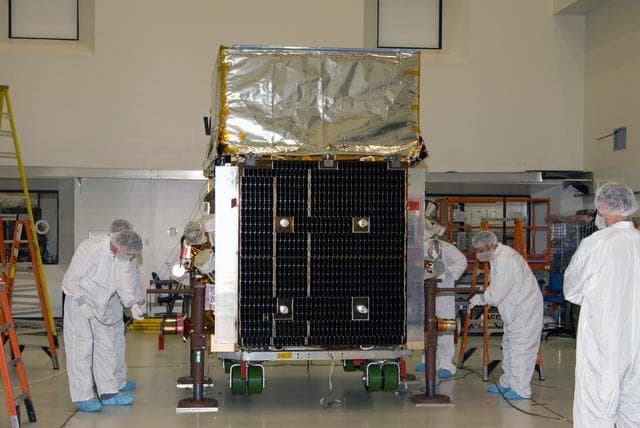 NASA image: KSC-08pd1124