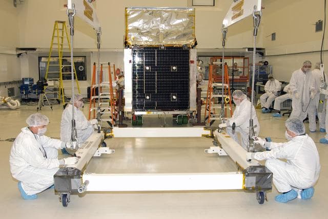 NASA image: KSC-08pd1125