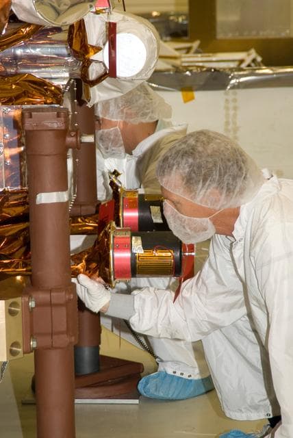 NASA image: KSC-08pd1128