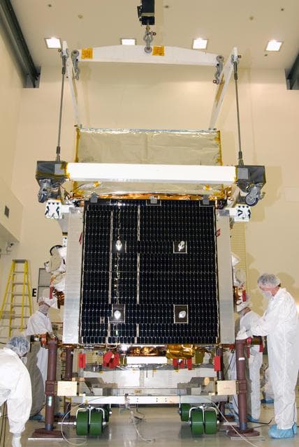 NASA image: KSC-08pd1129