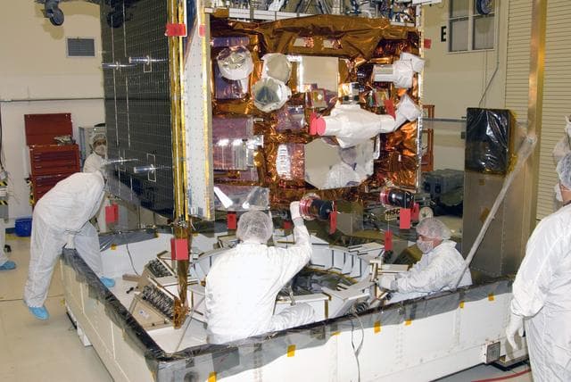 NASA image: KSC-08pd1130