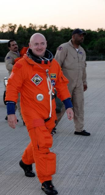 NASA image: KSC-08pd1162