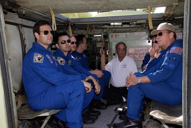 NASA image: KSC-08pd1168
