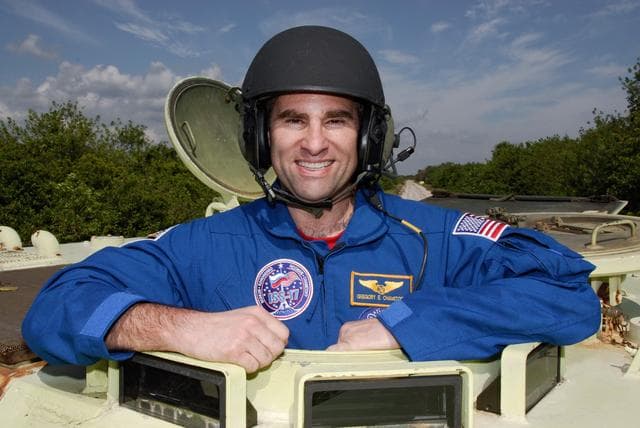 NASA image: KSC-08pd1178