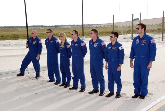 NASA image: KSC-08pd1196