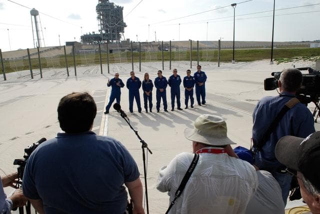 NASA image: KSC-08pd1204