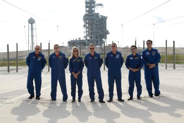 NASA image: KSC-08pd1205