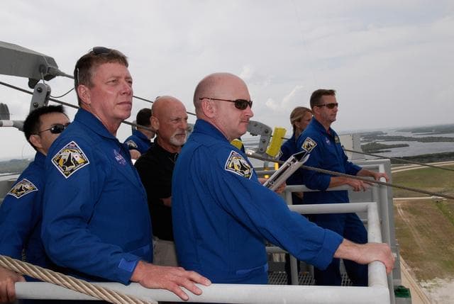 NASA image: KSC-08pd1210