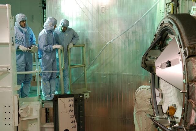 NASA image: KSC-08pd1218