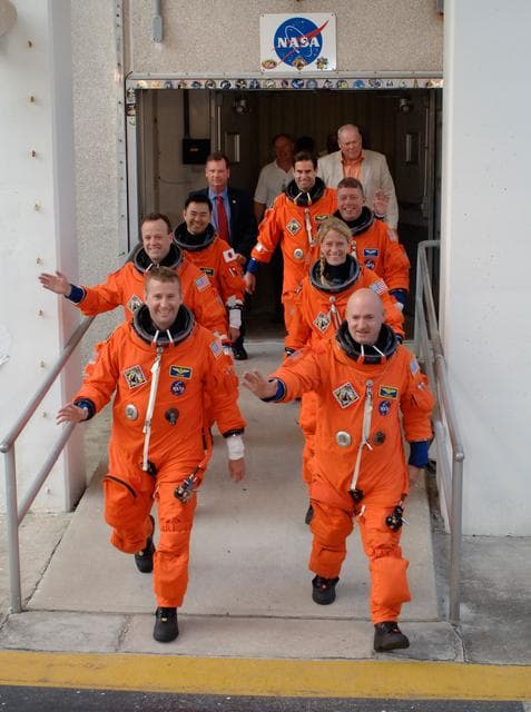 NASA image: KSC-08pd1240