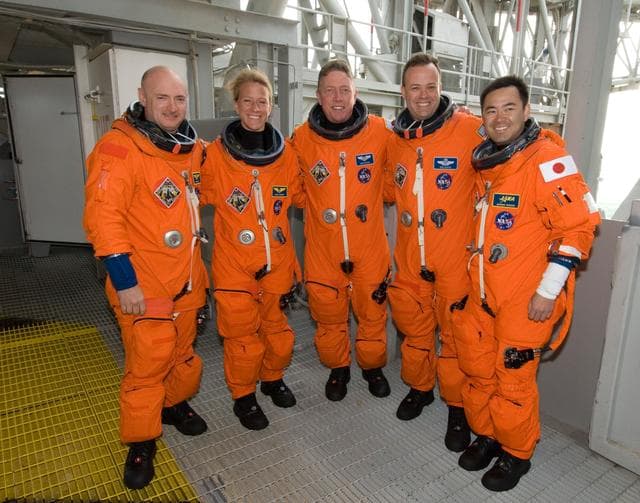 NASA image: KSC-08pd1247