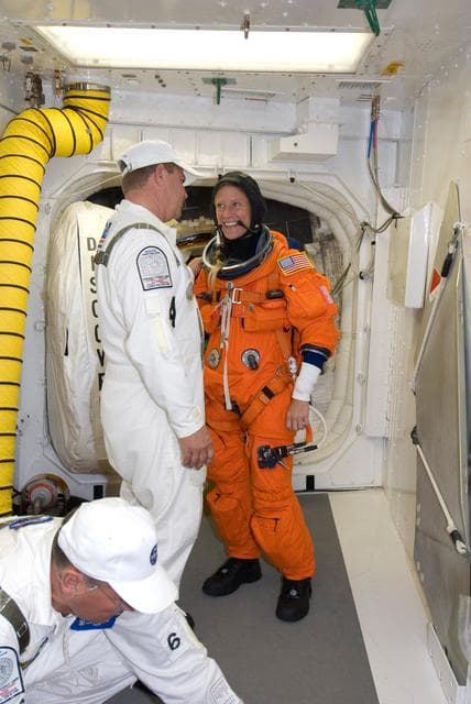 NASA image: KSC-08pd1253