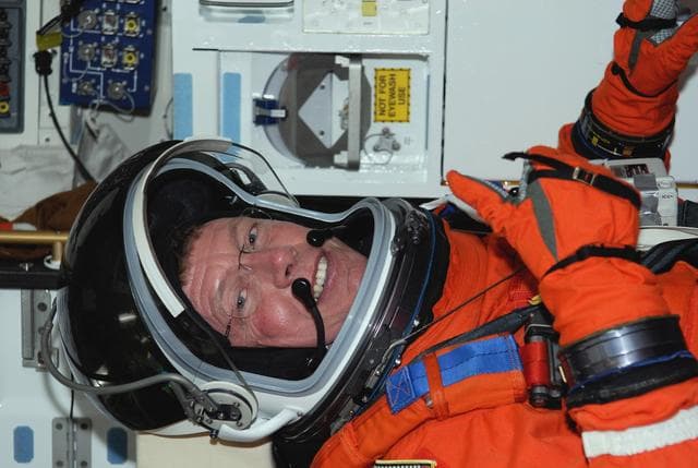 NASA image: KSC-08pd1257