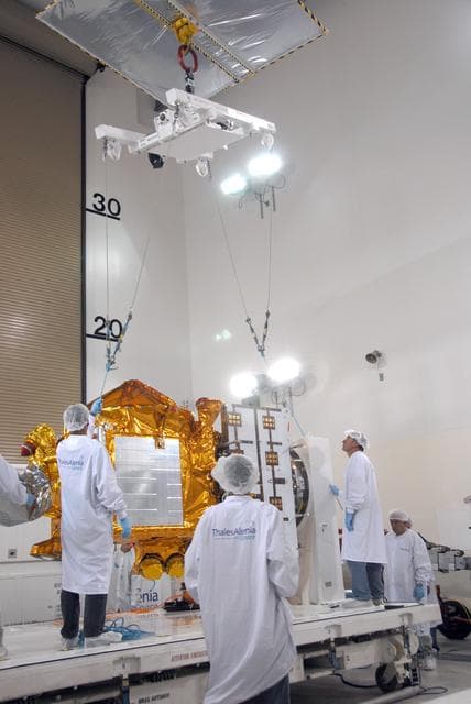 NASA image: KSC-08pd1300