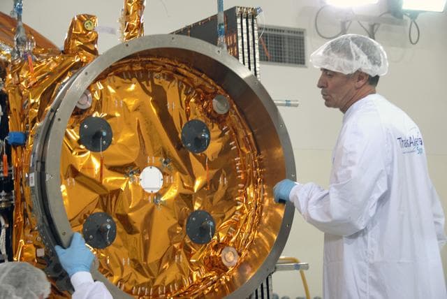 NASA image: KSC-08pd1304