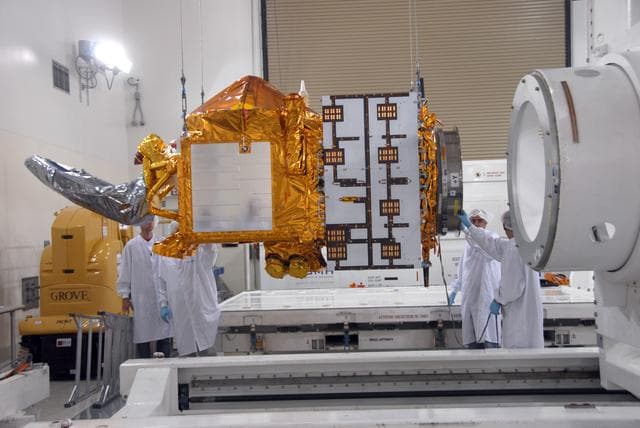 NASA image: KSC-08pd1305