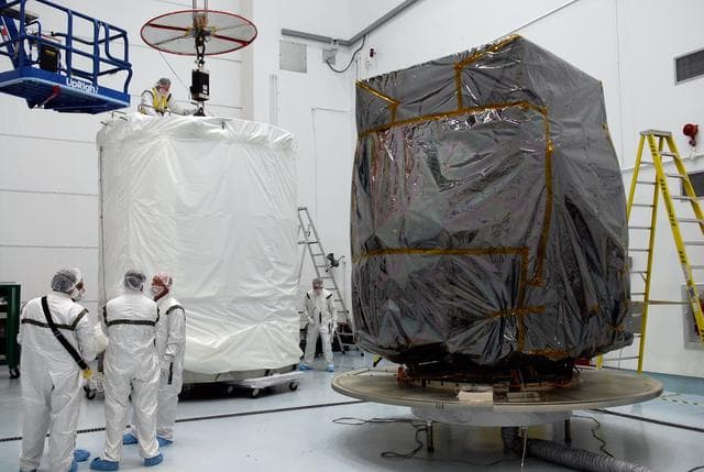 NASA image: KSC-08pd1396