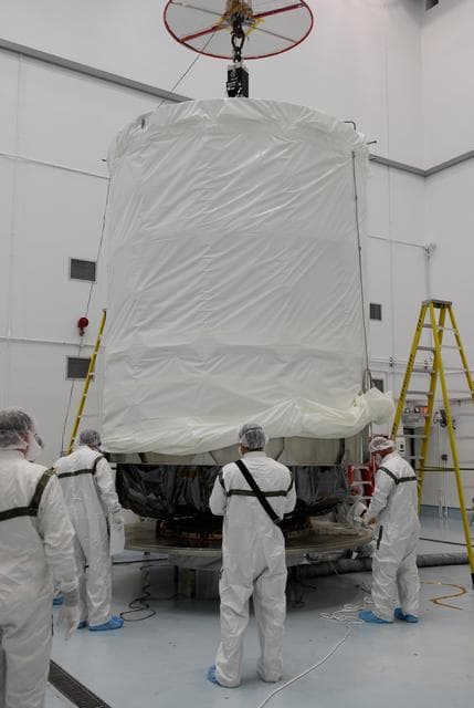 NASA image: KSC-08pd1401