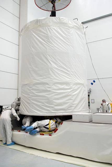NASA image: KSC-08pd1407