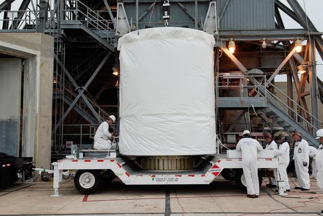 NASA image: KSC-08pd1413