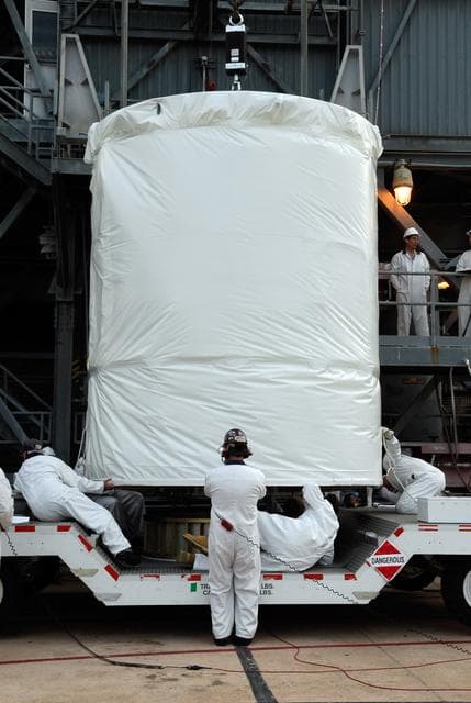NASA image: KSC-08pd1414