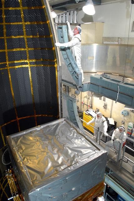 NASA image: KSC-08pd1437