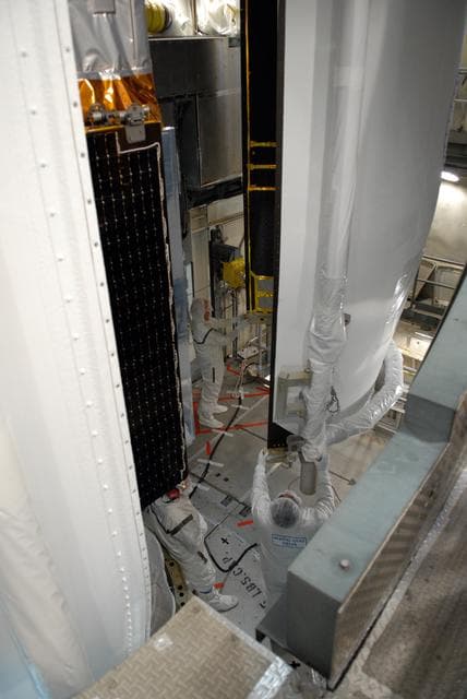 NASA image: KSC-08pd1438