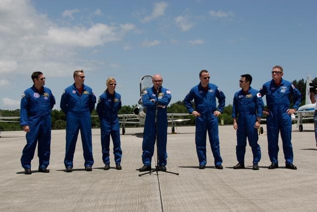 NASA image: KSC-08pd1452