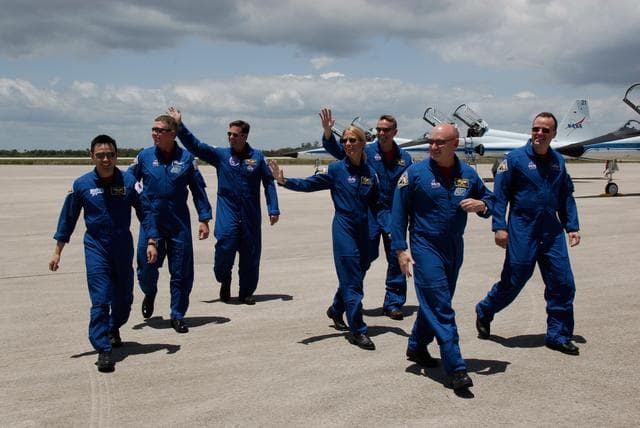 NASA image: KSC-08pd1456