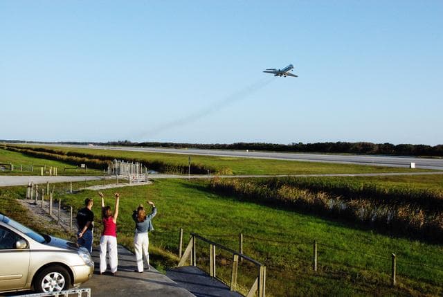 NASA image: KSC-08pd1472
