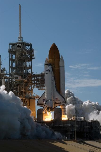 NASA image: KSC-08pd1550