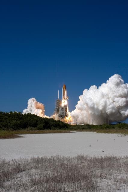 NASA image: KSC-08pd1552