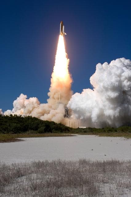 NASA image: KSC-08pd1553