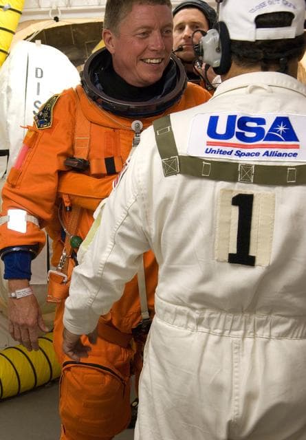 NASA image: KSC-08pd1563