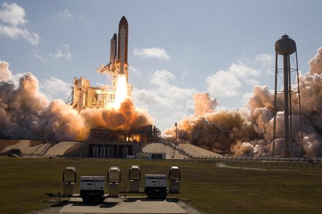 NASA image: KSC-08pd1574