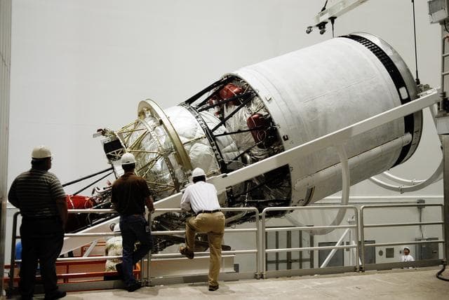 NASA image: KSC-08pd1599