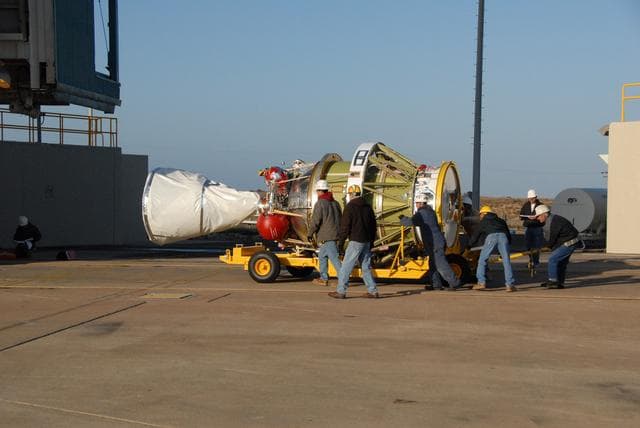 NASA image: KSC-08pd1607