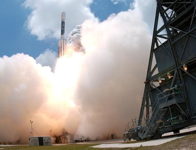 NASA image: KSC-08pd1632