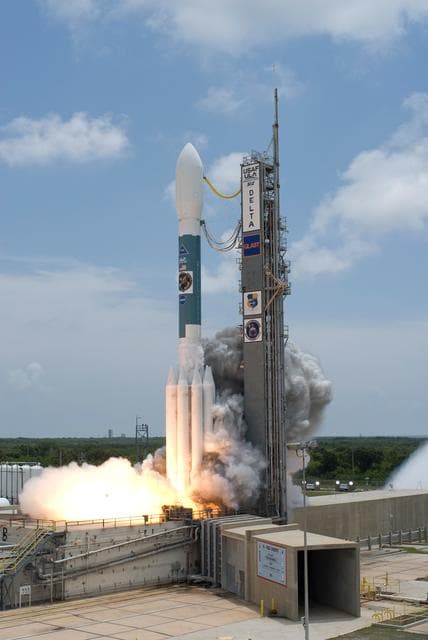 NASA image: KSC-08pd1635