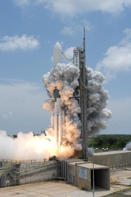 NASA image: KSC-08pd1636