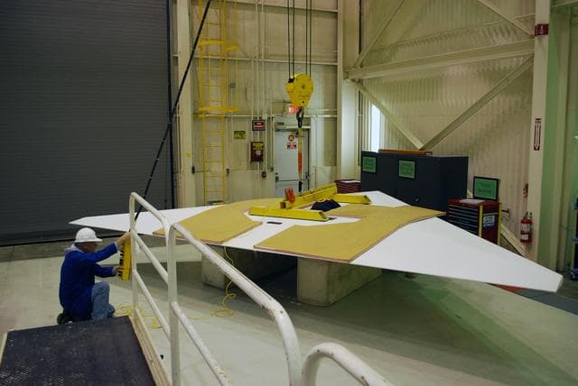 NASA image: KSC-08pd1677