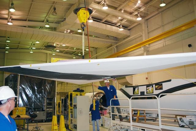 NASA image: KSC-08pd1683