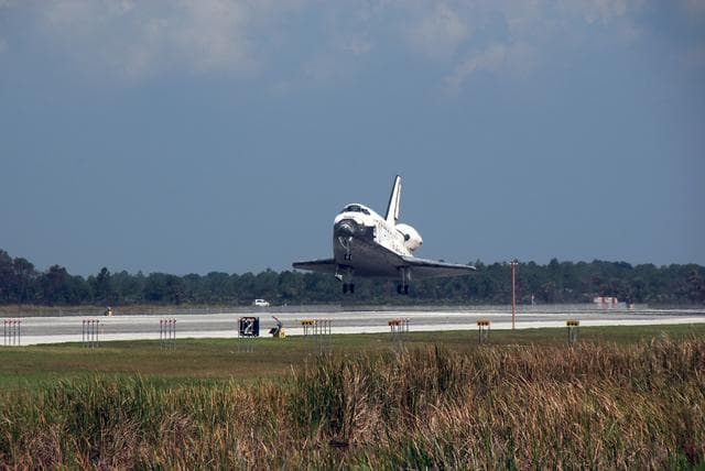 NASA image: KSC-08pd1691