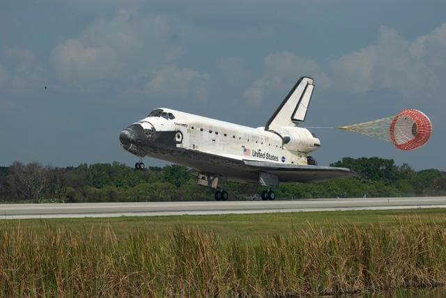 NASA image: KSC-08pd1697